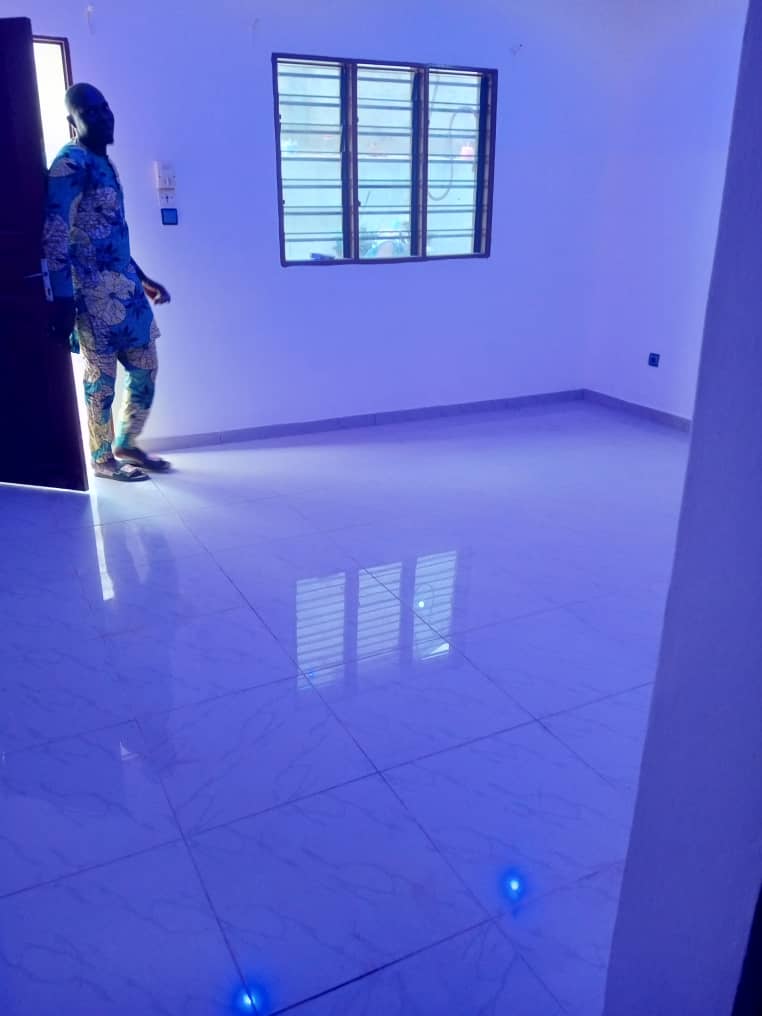 salon d'un appartement en vente